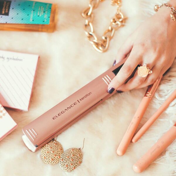 GAMA ELEGANCE KERATION Πρέσα Μαλλιών Με Πλάκες Με Επίστρωση Micro Glitt 230˚C - Image 3